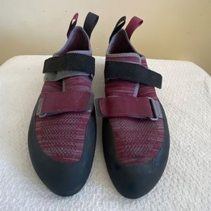 Black Diamond rock climbing shoes for Women